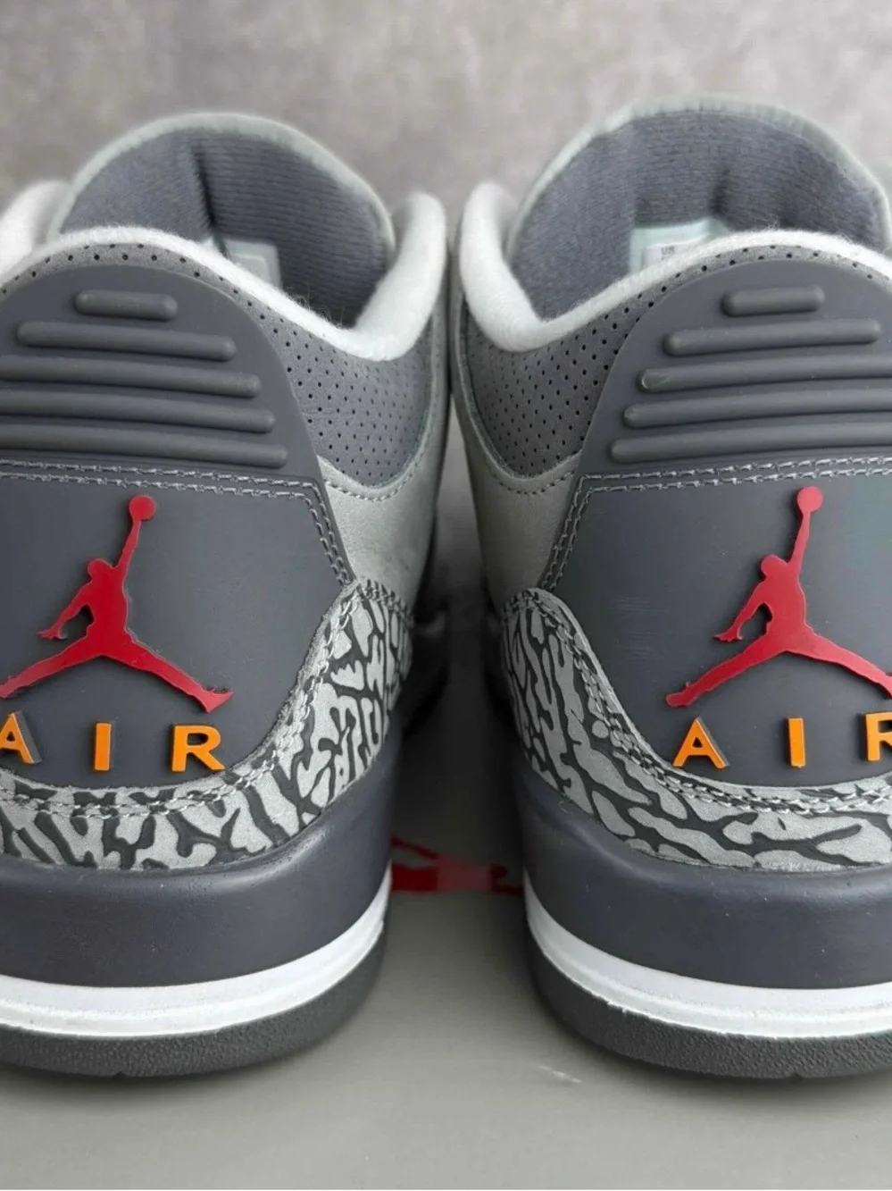 Air Jordan 3 Retro Cool Grey 2021 Size 11 CT8532-012 Men’s Sneakers OG Rare MJ